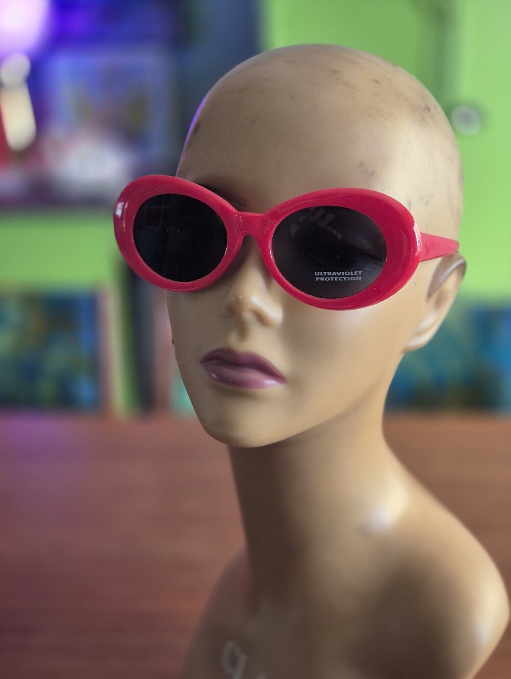 Red Retro Oval Women's Sunglasses with UV Protection